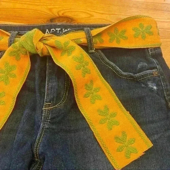 Apt. 9 denim shorts with embroidered belt - Picture 4 of 7